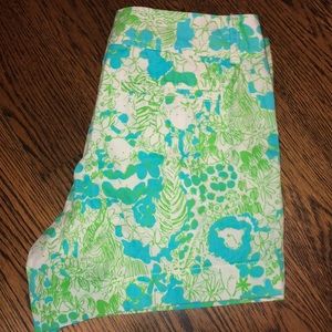 Lily pulitzer Callahan short size 6